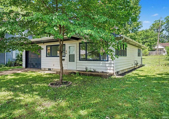3rd image of 676 Milwaukee Ave, Elkhart, IN 46514 | MLS# 202623644