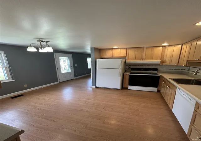 Photo 3 of Sale Pending at 2205 Osceola Dr, Lafayette, IN 47909 | MLS# 202623648 | Listing updated on 2026-08-18