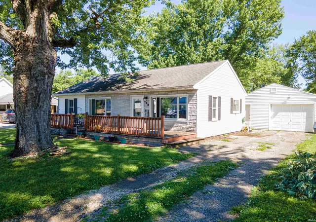 2nd image of 132 W North C St, Gas City, IN 46933 | MLS# 202623660