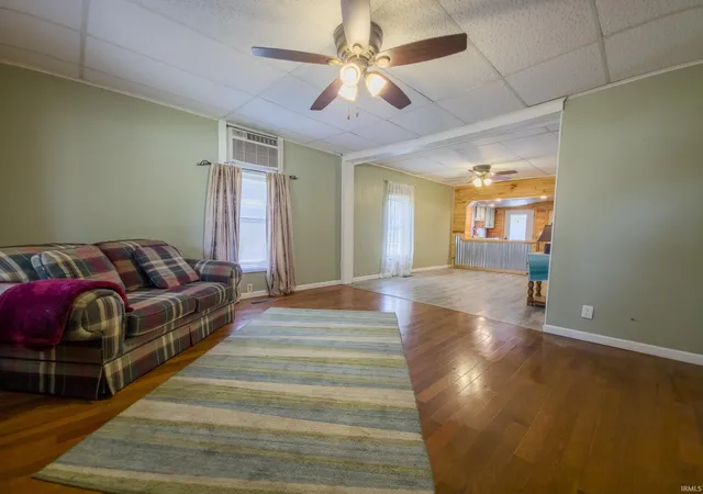 2nd image of 431 W 6th St, Mount Carmel, IL 62863 | MLS# 202623679