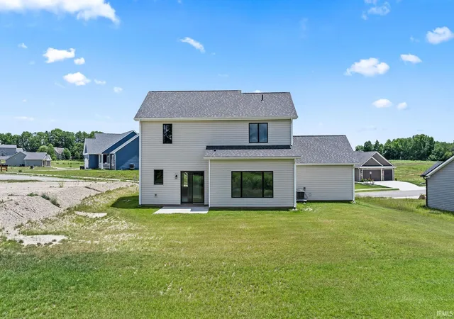 3rd image of 130 Longrifle Rd, Warsaw, IN 46580 | MLS# 202623733