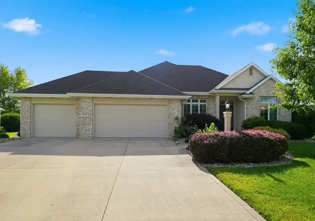 Photo 2 of Manufactured home for sale at 14730 Greystone Ct, Leo, IN 46765 | MLS# 202623739 | Listing updated on 2026-07-10