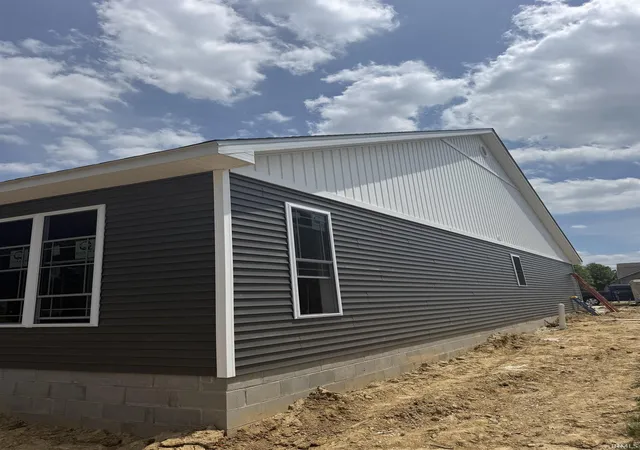Photo 3 of Manufactured home for sale at 4022 W Carmola Dr, Bloomington, IN 47404 | MLS# 202623758 | Listing updated on 2026-06-17