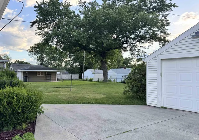 3rd image of 54668 28Th St, South Bend, IN 46635 | MLS# 202623764