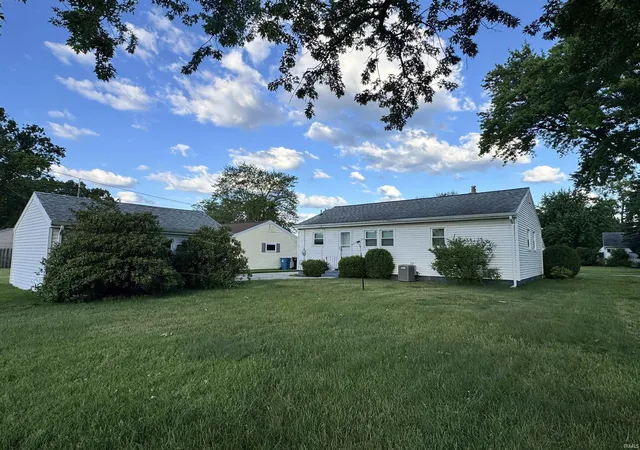 6th image of 54668 28th St, South Bend, IN 46635 | MLS# 202623764