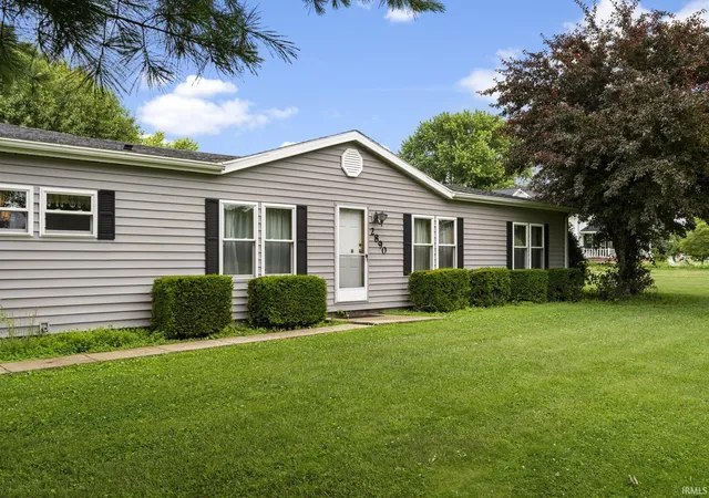 Homes for sale in Frankfort, IN | 2890 Washington Ave, Frankfort, IN 46041 | MLS# 202623767