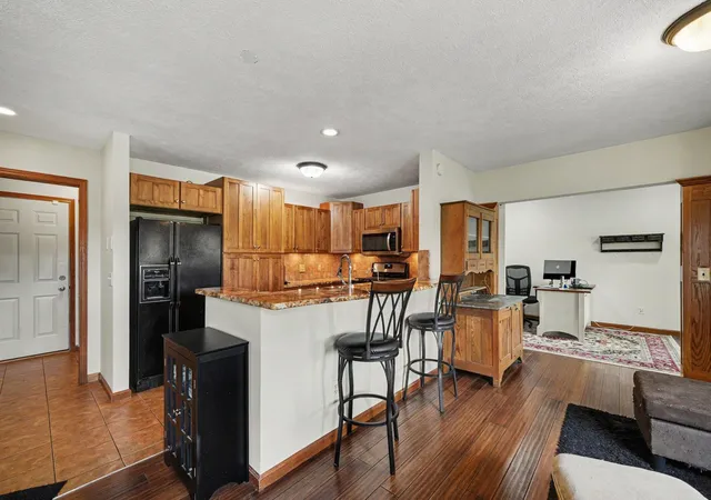 4th image of 1479 Golf View Dr, Nappanee, IN 46550 | MLS# 202623787