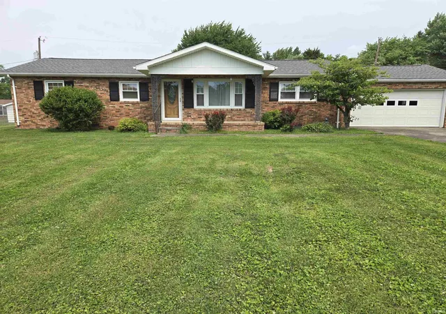 1st image of 306 Eastgate Dr, Vincennes, IN 47591 | MLS# 202623795