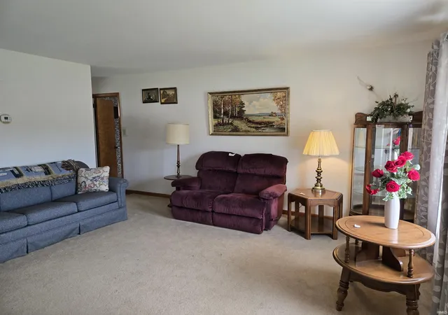 2nd image of 306 Eastgate Dr, Vincennes, IN 47591 | MLS# 202623795