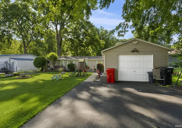Homes for sale in Monticello, IN | 11142 N Quiet Water Rd, Monticello, IN 47960 | MLS# 202623802