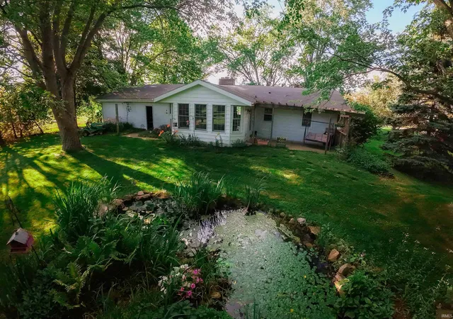 Photo 2 of Sale Pending at 21230 County Rd 40, Goshen, IN 46526 | MLS# 202623804 | Listing updated on 2026-08-22