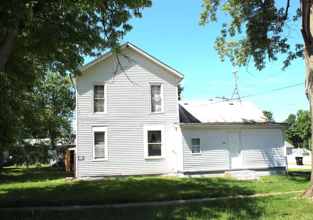 Homes for sale in Fremont, IN | 300 W North St, Fremont, IN 46737 | MLS# 202623806