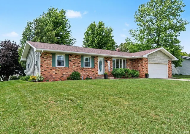 3rd image of 515 Sunset Ln, Middlebury, IN 46540 | MLS# 202623813