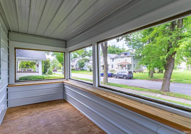 4th image of 3026 Monroe St, Fort Wayne, IN 46806 | MLS# 202623816