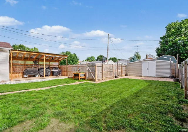 Homes for sale in Mishawaka, IN | 619 E Battell St, Mishawaka, IN 46545 | MLS# 202623819