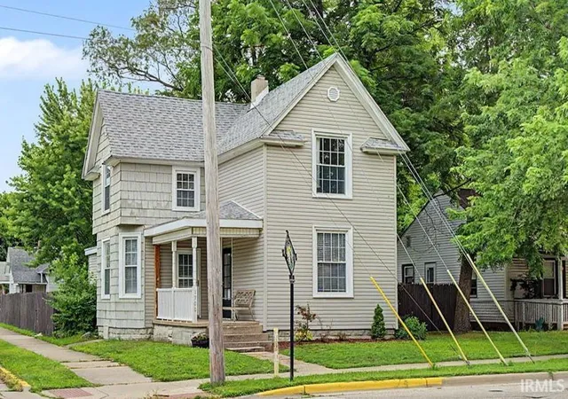 Photo 2 of Sale Pending at 1700 Greenbush St, Lafayette, IN 47904 | MLS# 202623821 | Listing updated on 2026-09-09