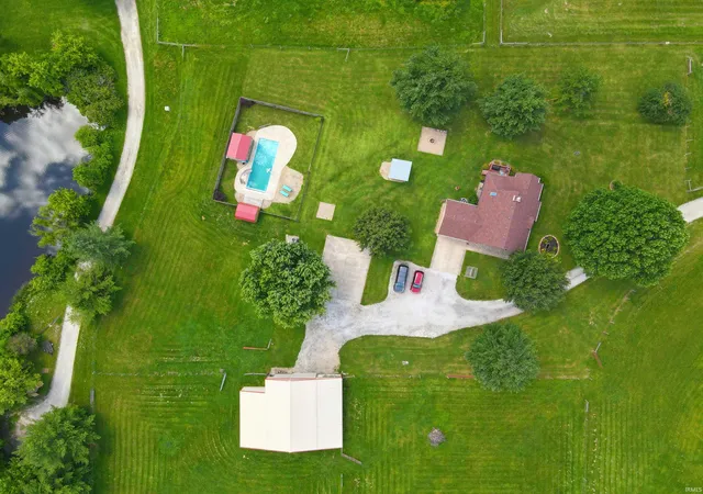 3rd image of 5015 Maple Grove Rd, Martinsville, IN 46151 | MLS# 202623849