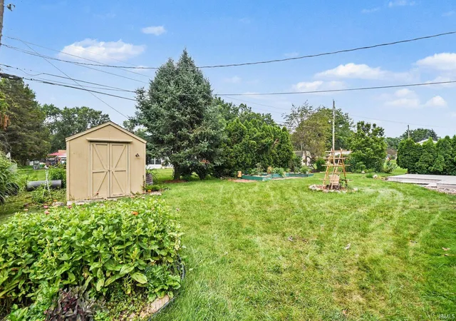 Photo 3 of Manufactured home for sale at 19685 Old Ridge Rd, South Bend, IN 46614 | MLS# 202623871 | Listing updated on 2026-07-09