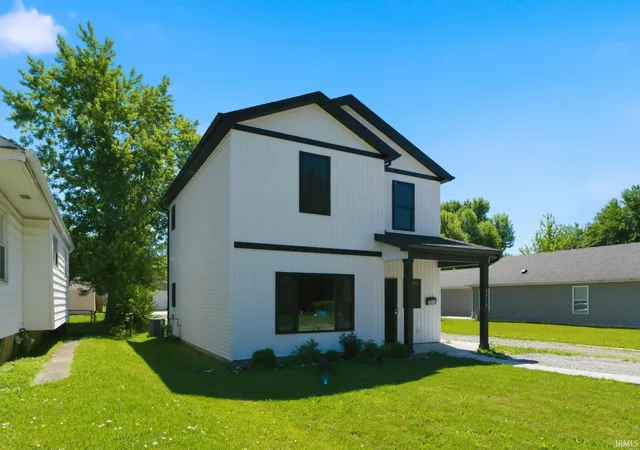 Photo 3 of Manufactured home for sale at 3319 Euclid Ave, Fort Wayne, IN 46806 | MLS# 202623885 | Listing updated on 2026-07-10
