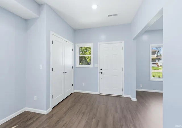 Photo 4 of Manufactured home for sale at 3319 Euclid Ave, Fort Wayne, IN 46806 | MLS# 202623885 | Listing updated on 2026-07-10