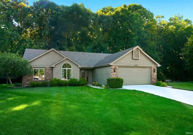 Photo 1 of Sale Pending at 1635 Summer Glen Pl, Fort Wayne, IN 46825 | MLS# 202623887 | Listing updated on 2026-08-25