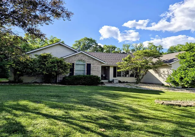 Homes for sale in Bloomington, IN | 4236 S Darrell Dr, Bloomington, IN 47403 | MLS# 202623892