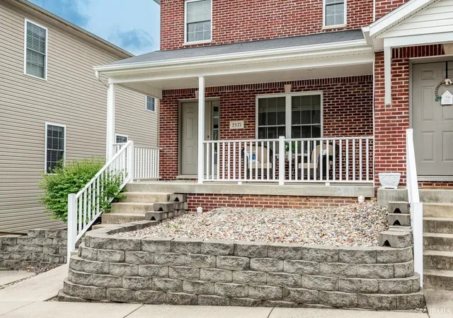 Photo 3 of Condo for sale at 2571 S Flt Rock Rd, Bloomington, IN 47403 | MLS# 202623904 | Listing updated on 2026-09-14