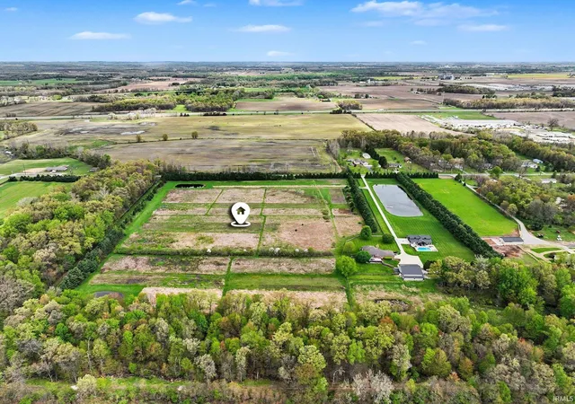 4th image of Vl 12340 Cr 4, Middlebury, IN 46540 | MLS# 202623911