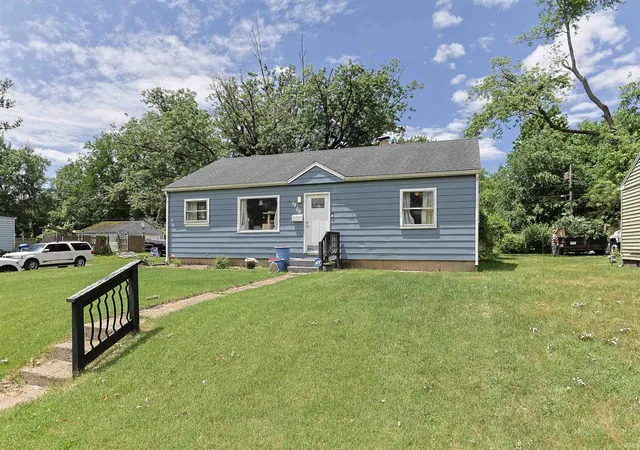 Photo 2 of Manufactured home for sale at 1901 N Brookfield St, South Bend, IN 46628 | MLS# 202623917 | Listing updated on 2026-08-03