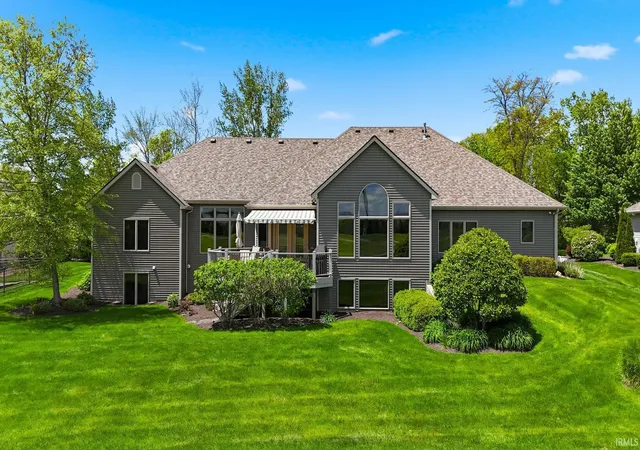 Homes for sale in Fort Wayne, IN | 527 Chestnut Hills Pkwy, Fort Wayne, IN 46814 | MLS# 202623919