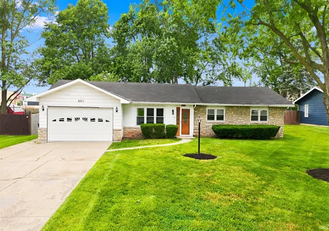 Photo 1 of Sale Pending at 6011 Oregon Dr, Fort Wayne, IN 46825 | MLS# 202623936 | Listing updated on 2026-09-04