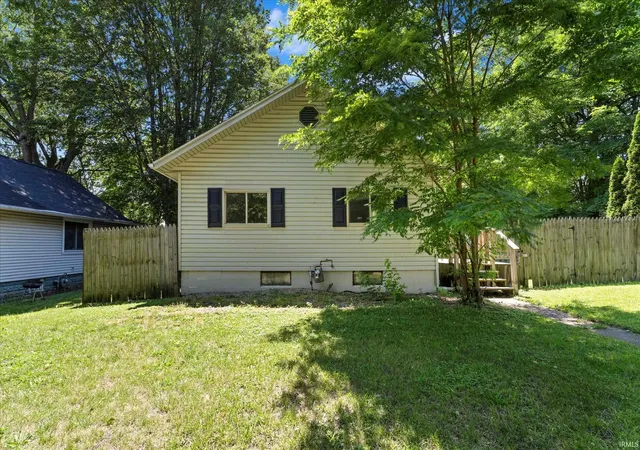 Photo 2 of Sale Pending at 1218 Kinyon St, South Bend, IN 46616 | MLS# 202623938 | Listing updated on 2026-06-28