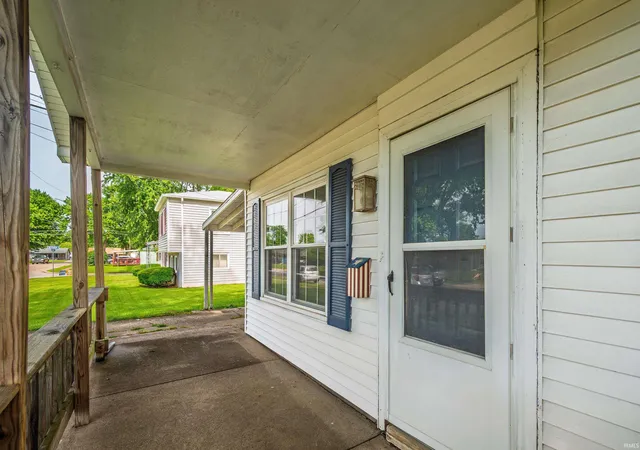 Photo 4 of Sale Pending at 514 Ellerdale Rd, Anderson, IN 46017 | MLS# 202623942 | Listing updated on 2026-08-31