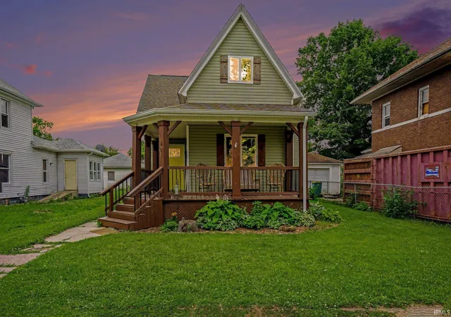 Photo 3 of Sale Pending at 401 W 6th Street, Mishawaka, IN 46544 | MLS# 202623948 | Listing updated on 2026-07-17