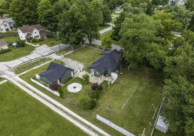 Homes for sale in Ashley, IN | 302 S Gonser Ave, Ashley, IN 46705 | MLS# 202623985