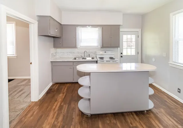 Photo 3 of Manufactured home for sale at 314 S Welworth Ave, Evansville, IN 47714 | MLS# 202624018 | Listing updated on 2026-06-19