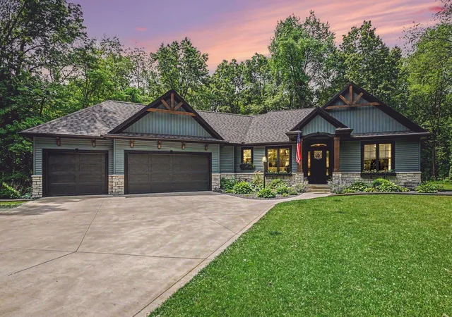 2nd image of 13912 Shavano Peak Dr, Middlebury, IN 46540 | MLS# 202624023