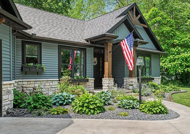 4th image of 13912 Shavano Peak Dr, Middlebury, IN 46540 | MLS# 202624023