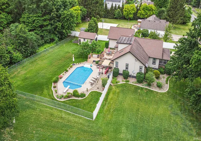 3rd image of 18342 State Line Rd, South Bend, IN 46637 | MLS# 202624052