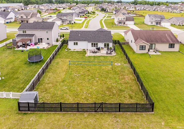 4th image of 2502 Trillium Cvs, Huntertown, IN 46748 | MLS# 202624054