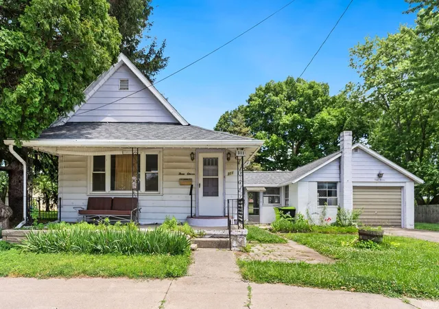 Homes for sale in Huntington, IN | 311 Brawley St, Huntington, IN 46750 | MLS# 202624055