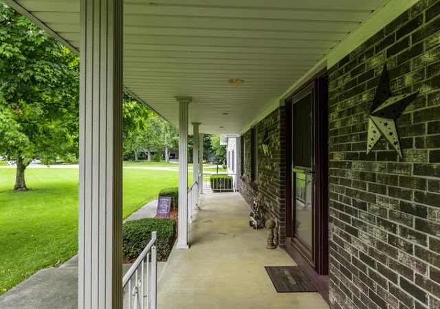 Homes for sale in Columbia City, IN | 1020 N Greenbriar Dr, Columbia City, IN 46725 | MLS# 202624062