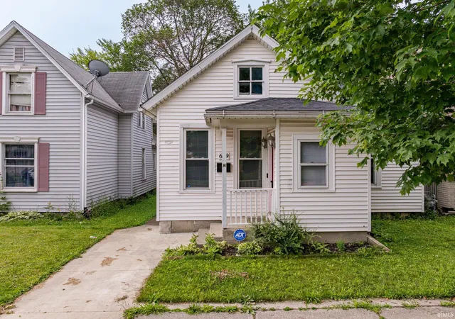 Photo 1 of Manufactured home for sale at 619 Huffman St, Fort Wayne, IN 46808 | MLS# 202624068 | Listing updated on 2026-09-11