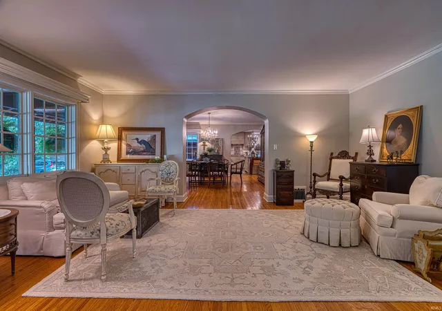 5th image of 4800 Hoelscher Rd, Evansville, IN 47712 | MLS# 202624082