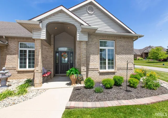 Homes for sale in Angola, IN | 616 N Easton Dr, Angola, IN 46703 | MLS# 202624087