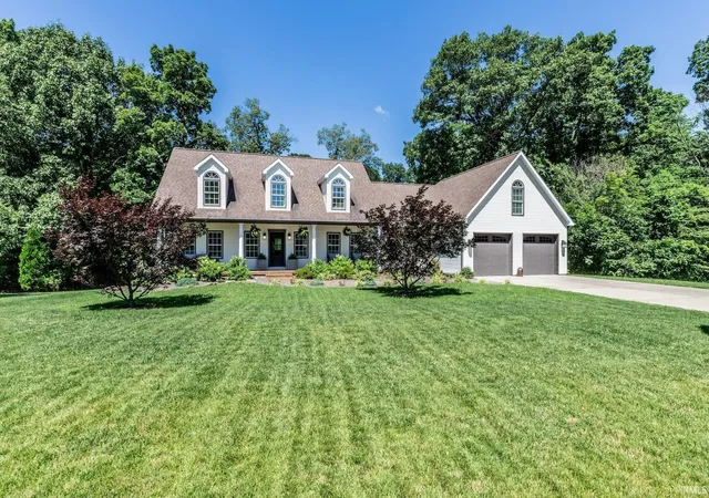 Photo 1 of Single family home for sale at 10689 S Oak Ridge Est, Haubstadt, IN 47639 | MLS# 202624090 | Listing updated on 2026-09-04