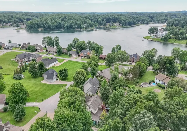 43rd image of 263 S Pyracantha Cir, Santa Claus, IN 47579 | MLS# 202624098