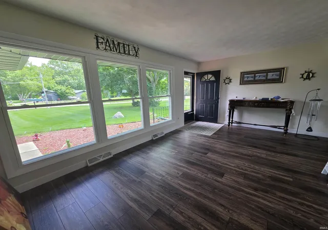 Photo 3 of Manufactured home for sale at 54141 Eastview Dr, Bristol, IN 46507 | MLS# 202624116 | Listing updated on 2026-07-28