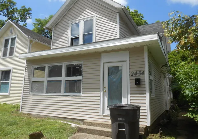 2nd image of 2434 Thompson Ave, Fort Wayne, IN 46807 | MLS# 202624133