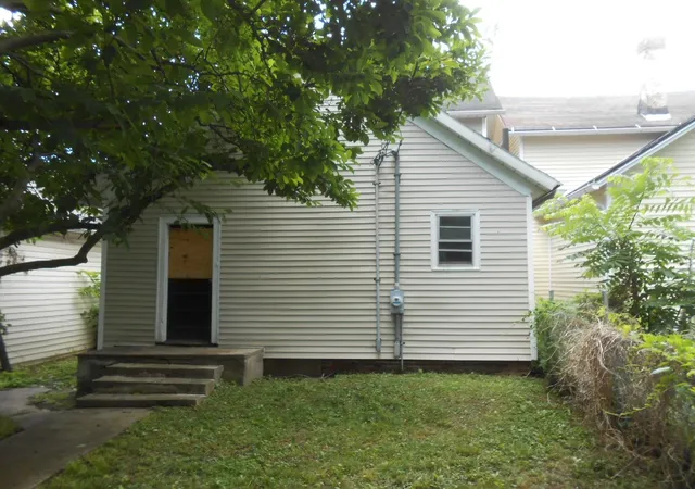4th image of 2434 Thompson Ave, Fort Wayne, IN 46807 | MLS# 202624133